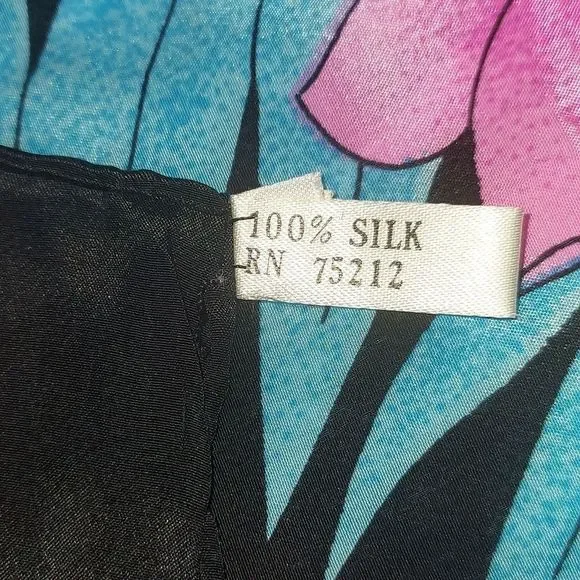 VTG Silk scarf - Picture 2 of 5